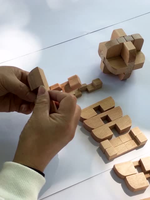 求解孔明锁_12根孔明锁解法_孔明锁的解法大全视频