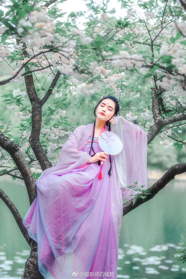 鞭炮春节作文放字500字_春节放鞭炮写作文_春节放鞭炮作文50字