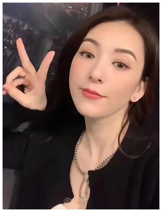女装山脉奇美拉_女装山脉下载_女装山脉h画面图解