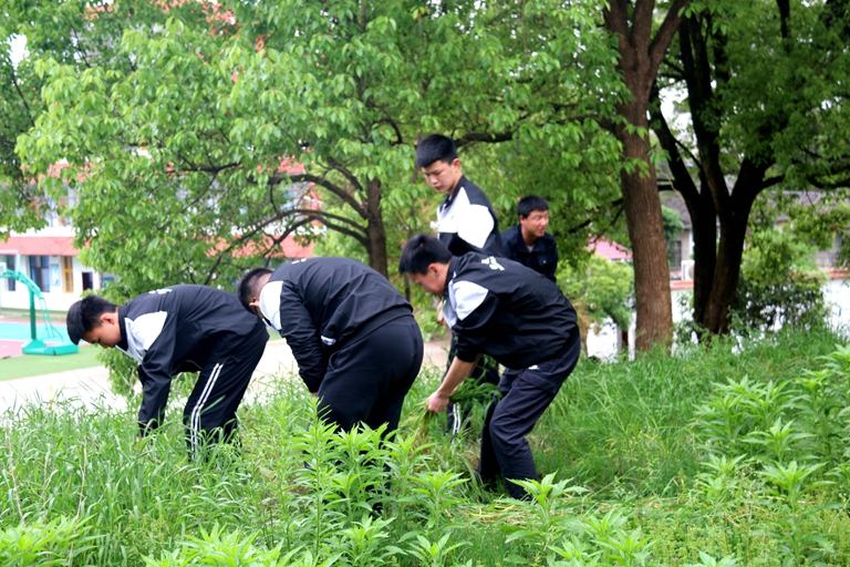 模拟架子鼓游戏手机版_架子鼓模拟app_架子鼓模拟版手机游戏叫什么