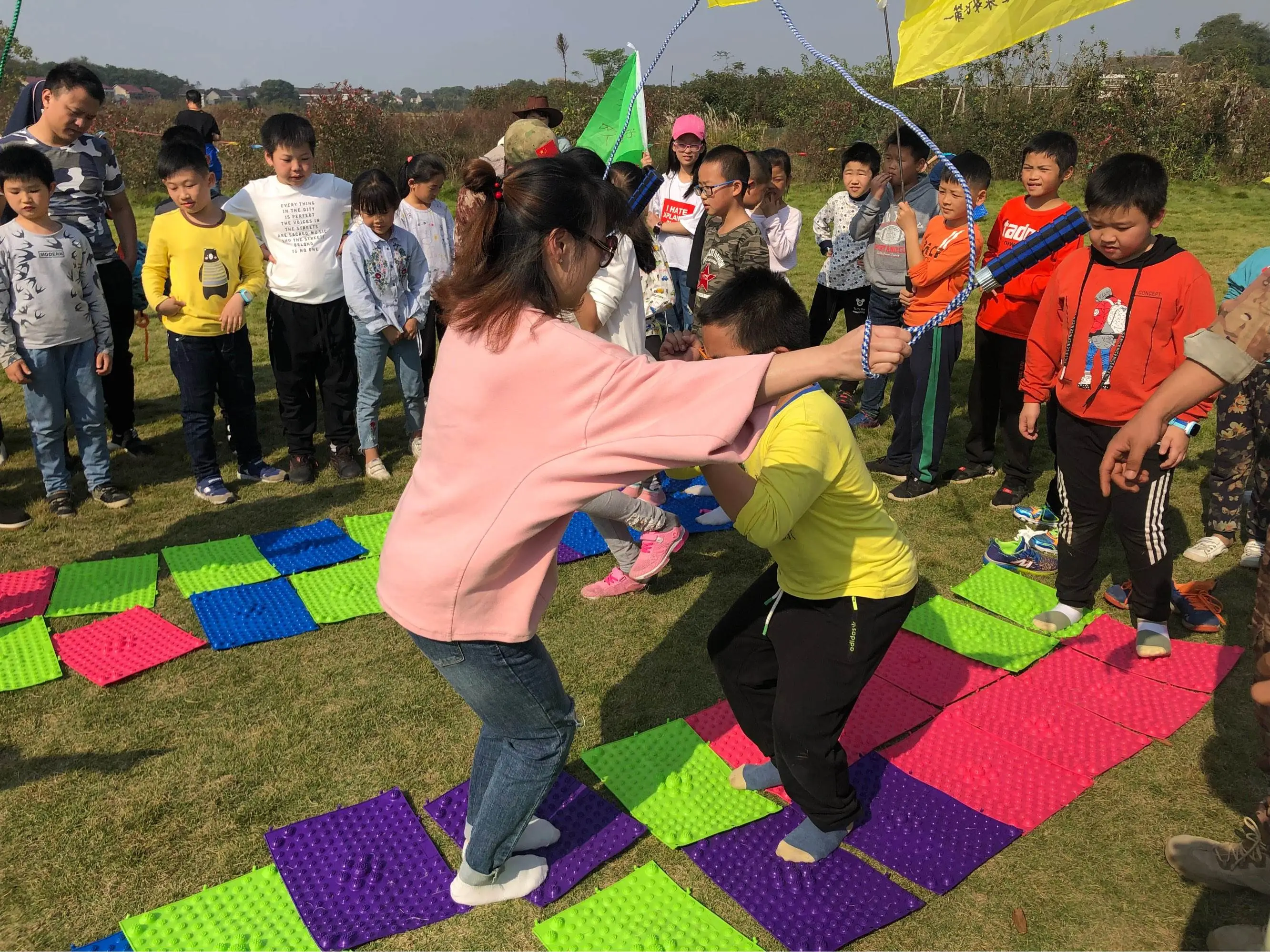 模拟路虎游戏手机版_路虎模拟驾驶手机游戏_路虎汽车模拟游戏