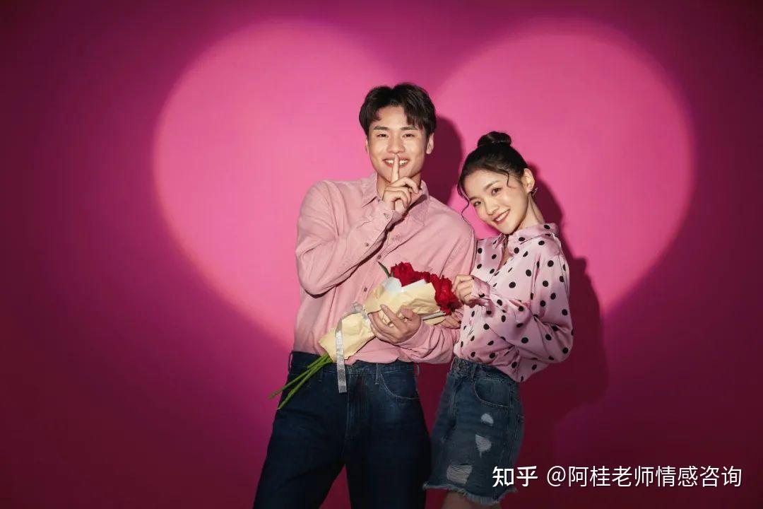 是什么的两倍英文_英文是哪个国家发明的_英文是的怎么写
