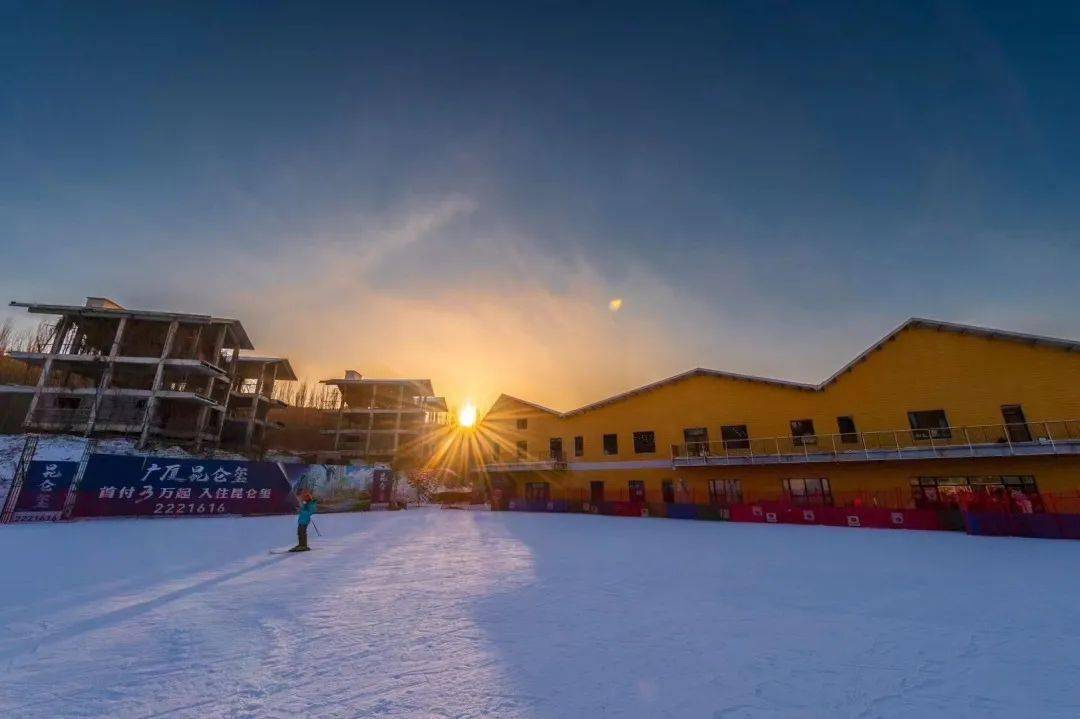 滑雪比赛活动流程_滑雪比赛方案_滑雪赛事策划方案